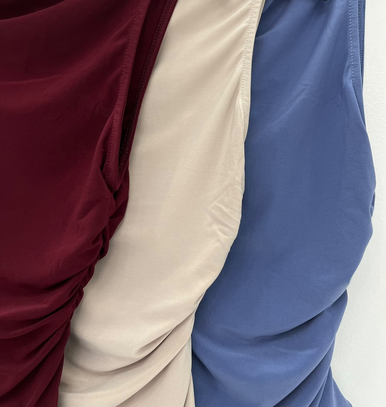 DON'T  OVERTHINK RUCHED TOP