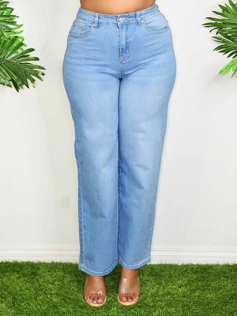 MUST HAVE WIDE LEG JEANS