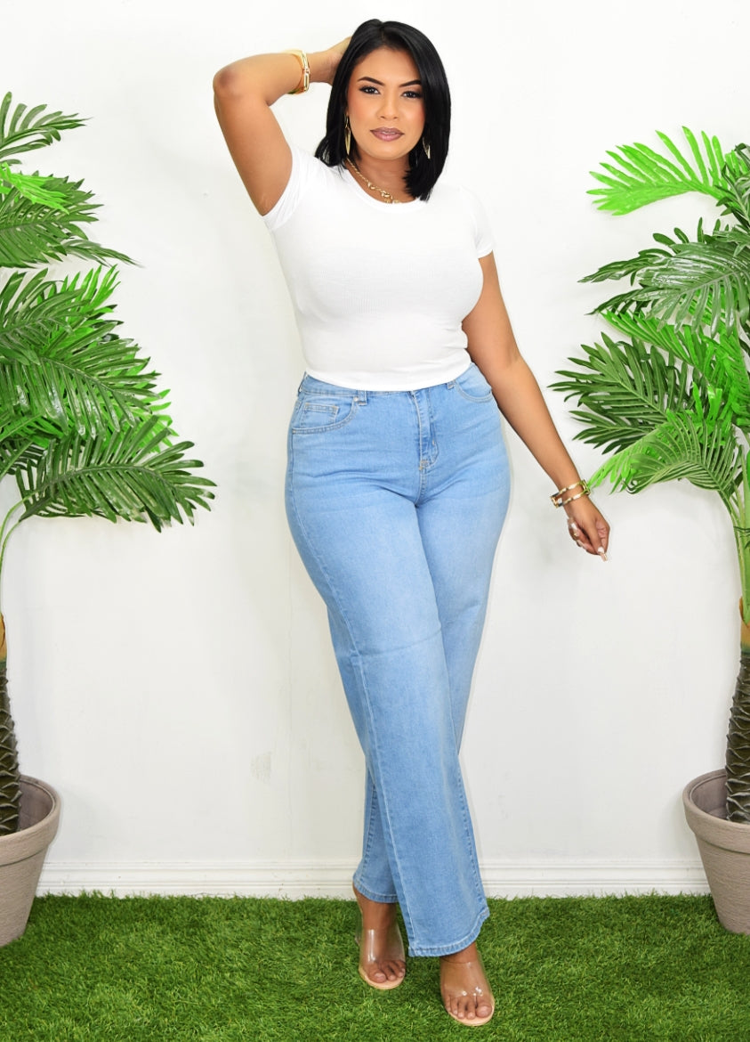 MUST HAVE WIDE LEG JEANS