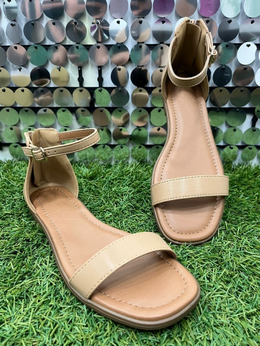 Nude flat sandals top