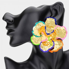Oversized Painted Rim Hammered Flower Earrings