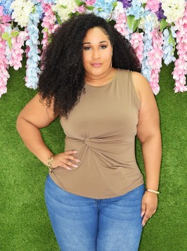 DOWNTOWN ERRANDS TWISTED TOP PLUS