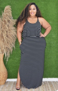 STRIPES ON STRIPES MAXI DRESS PLUS GRAND BAZAAR