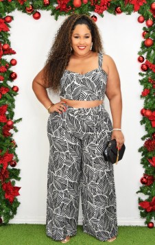 TROPICAL HOLIDAY PANTS SET PLUS GRAND BAZAAR