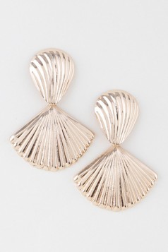ELEGANT SHELL SHAPED EARRINGS- GOLD
